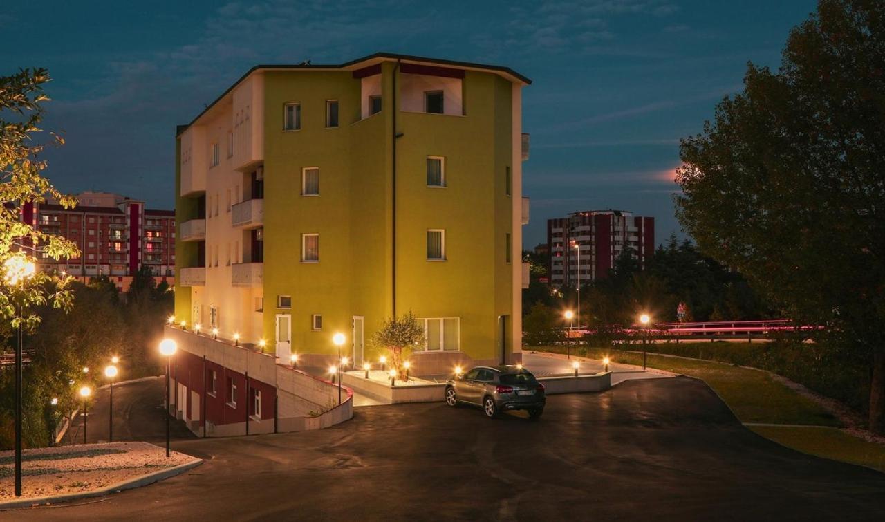 Residence Vazzieri Campobasso Bagian luar foto